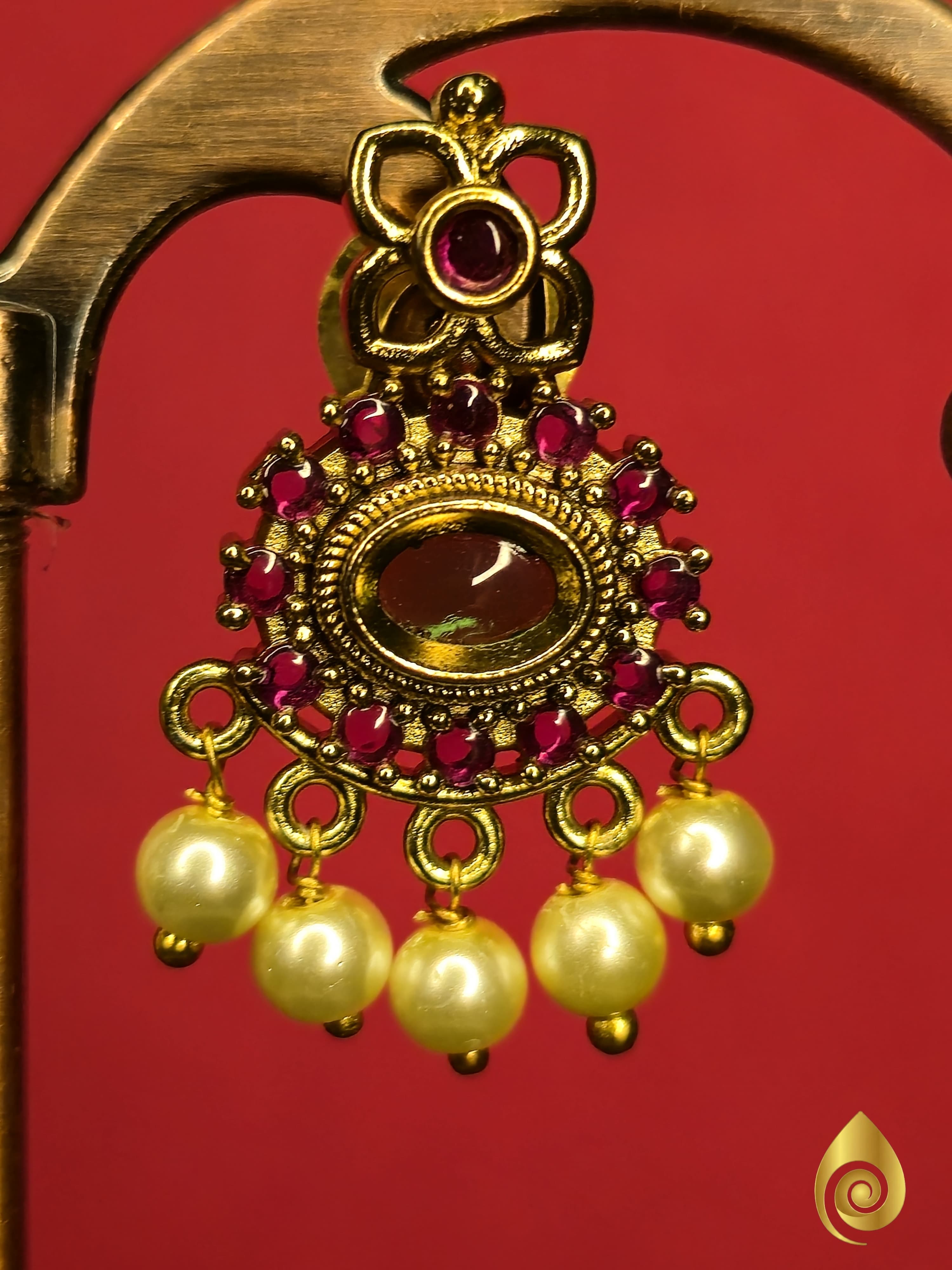 Green Stone Leaf Motif Haram Set thumbnail 4