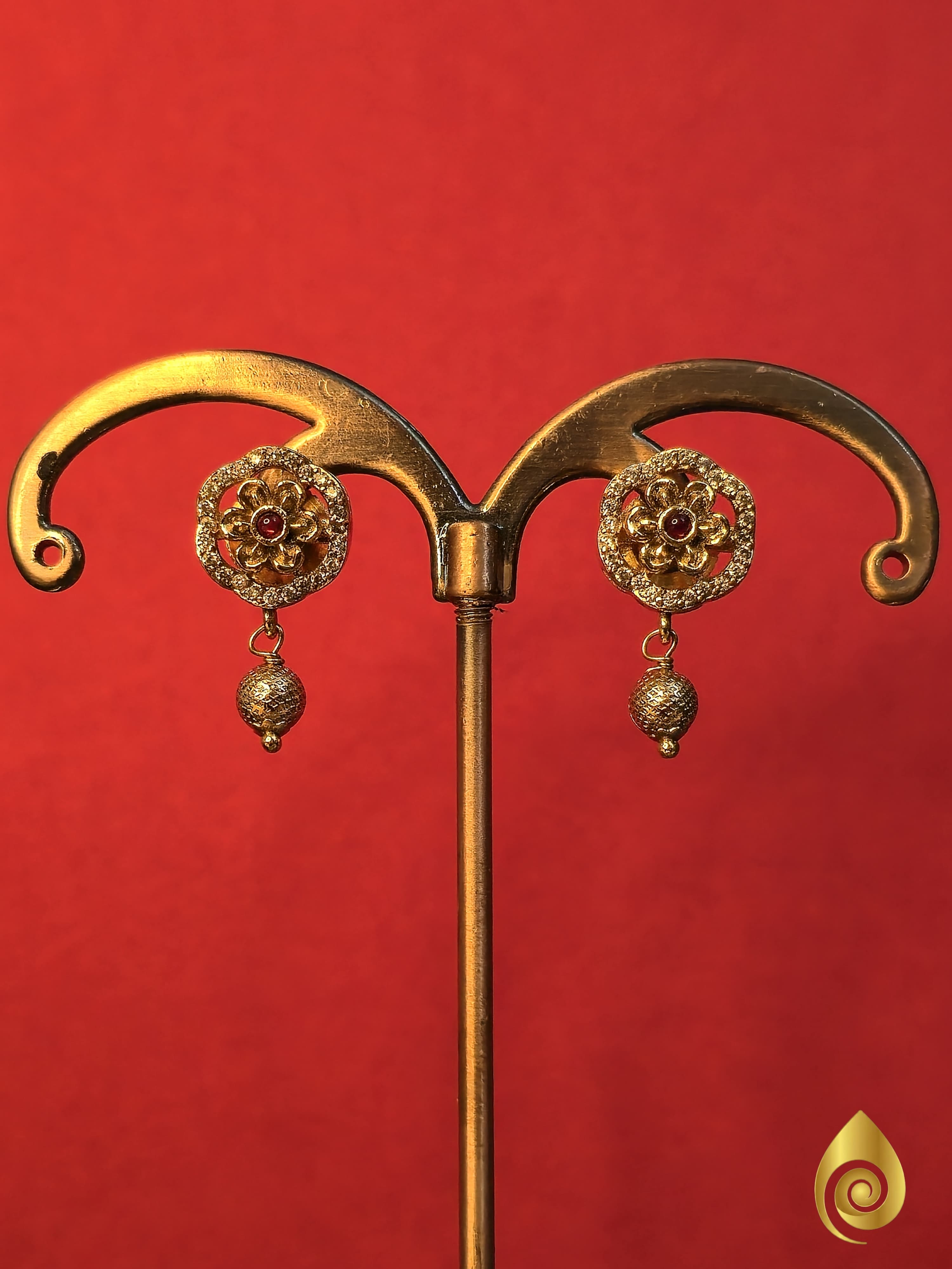 Floral Wheel Link Long Haram Set thumbnail 3