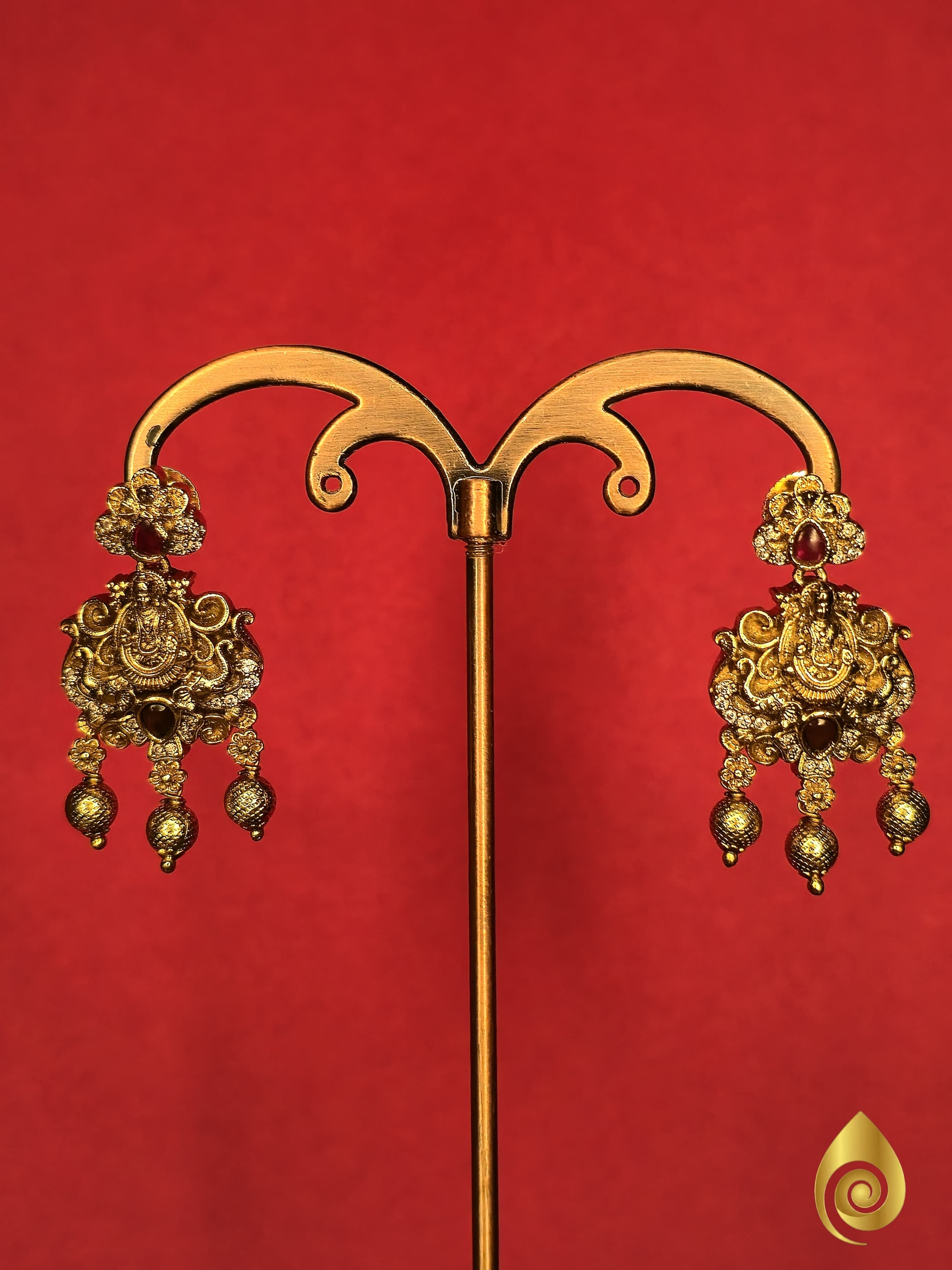 Antique Temple Deity Haram with Peacock Motifs thumbnail 3