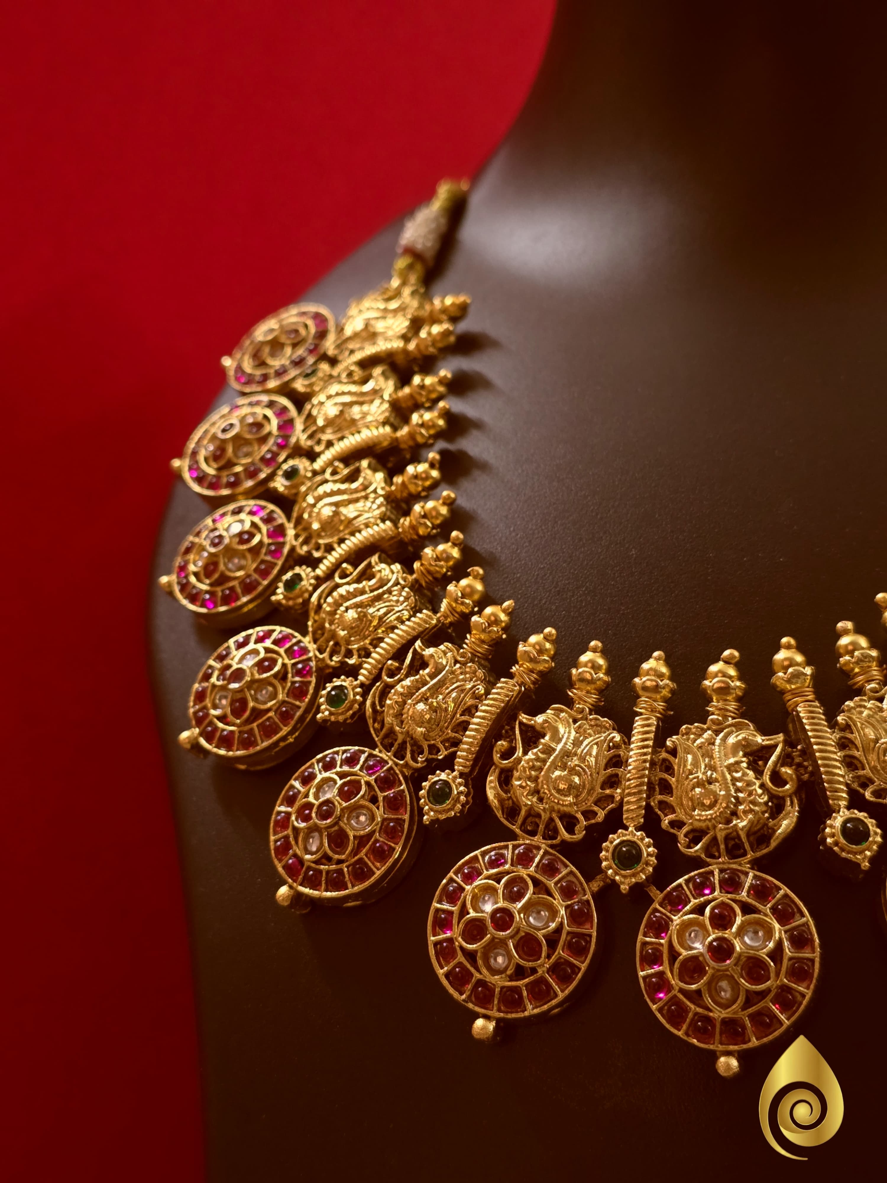 Antique Coin Motif Necklace Set