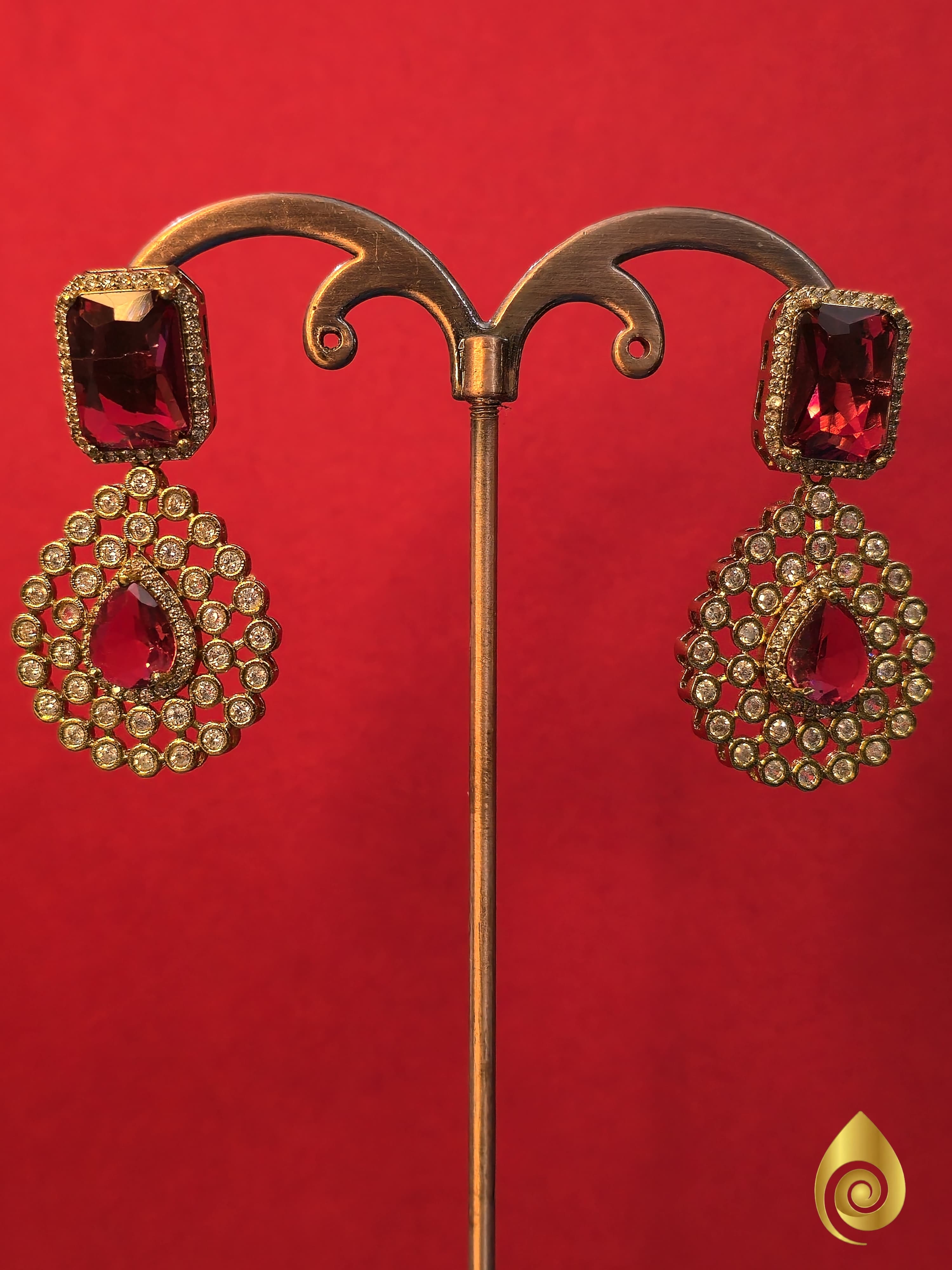 Ruby Centerpiece Stone-Studded Necklace Set thumbnail 3