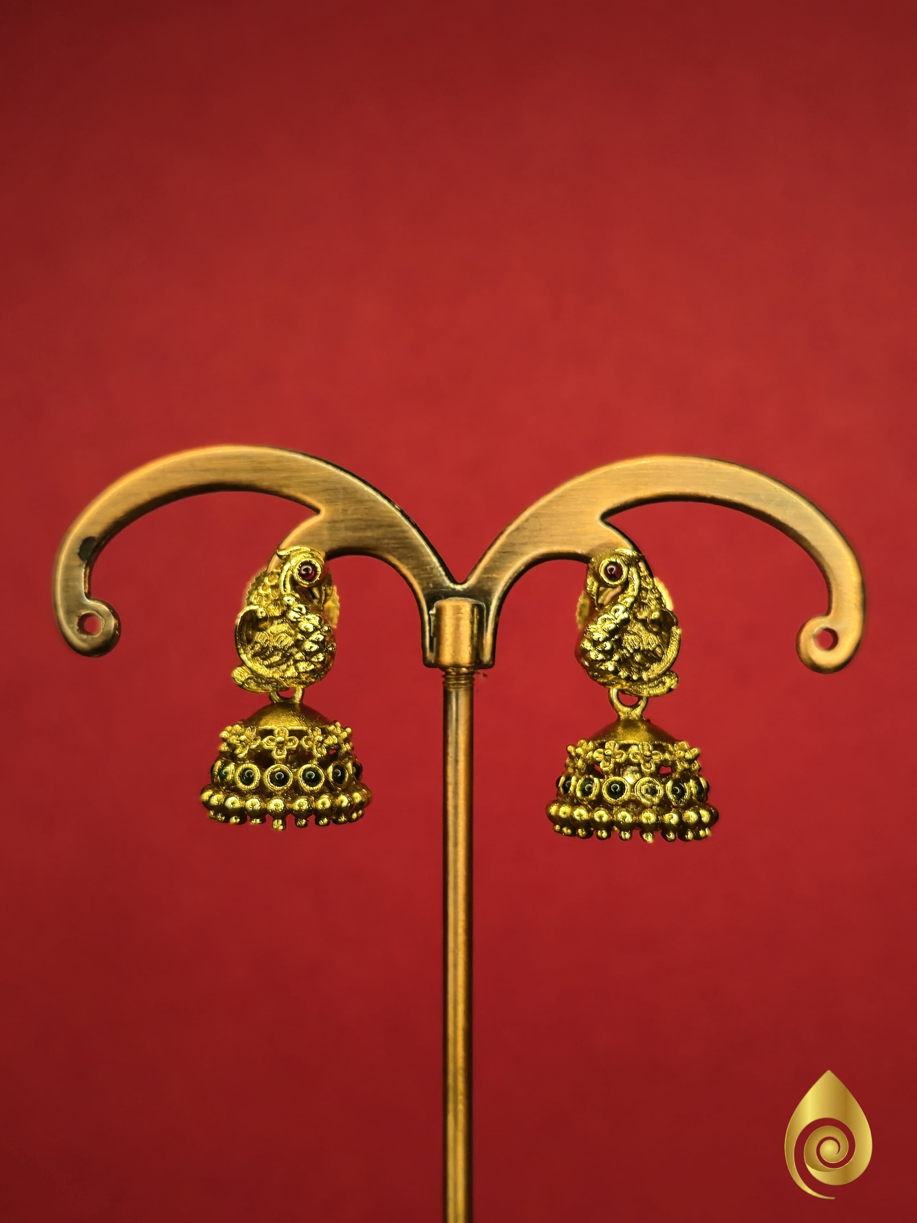 Classic Gold Drop Fringe Necklace Set thumbnail 3