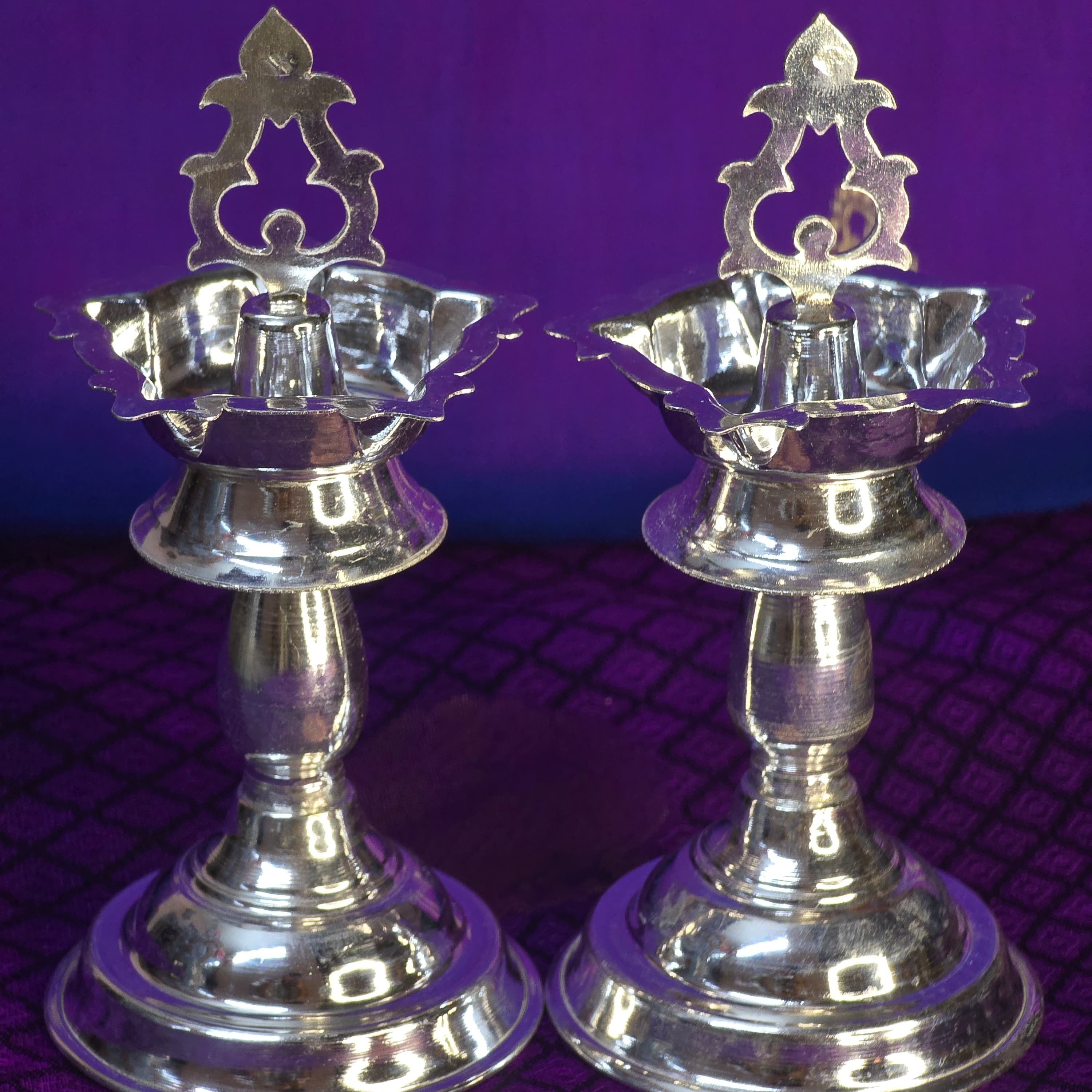 Silver Traditional Lamp thumbnail 1