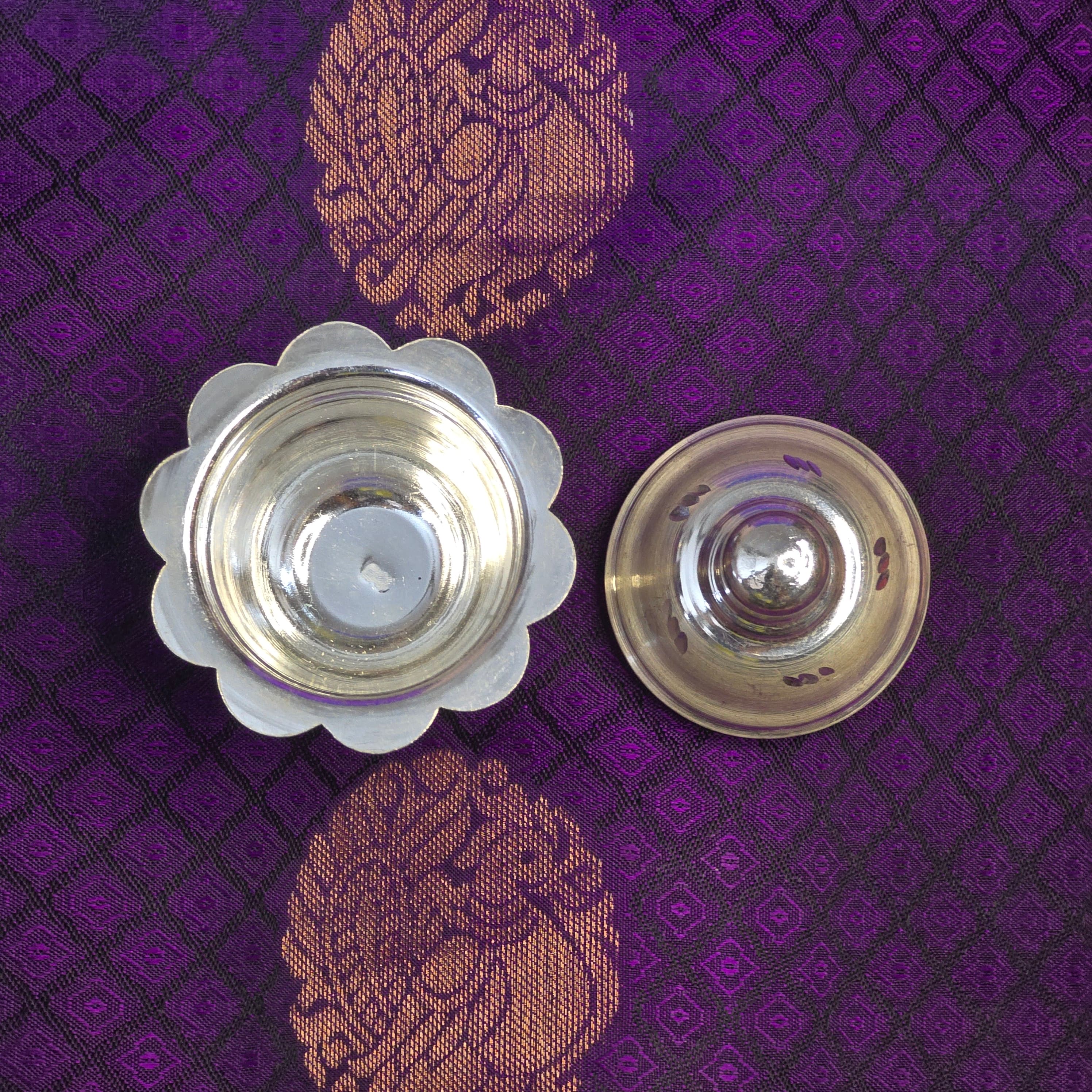 Silver Kumkum Box thumbnail 1