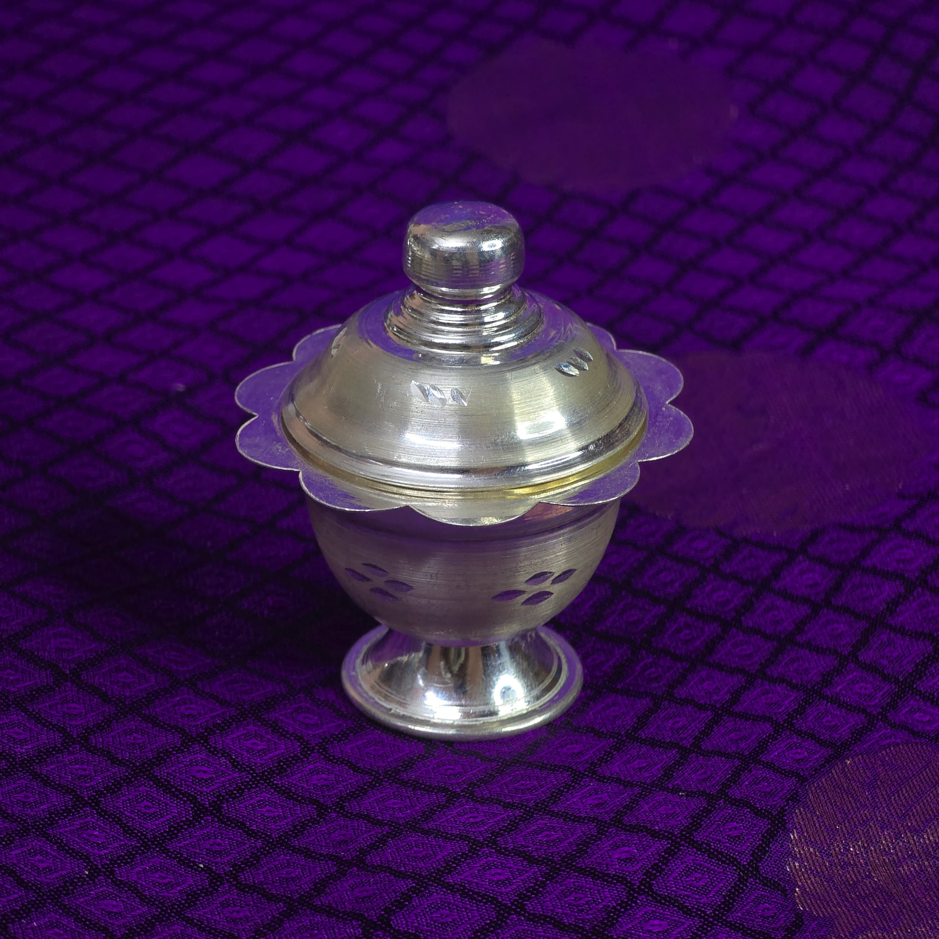 Silver Kumkum Box thumbnail 4